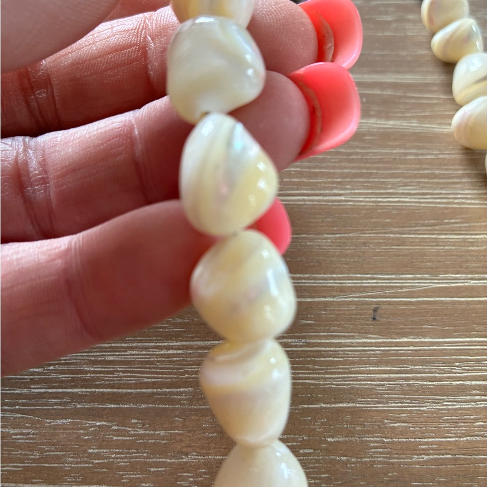 BEAUTIFUL MOTHER OF PEARL 925 Necklace with Faux Coral. CHOKER Style! - Picture 6 of 11